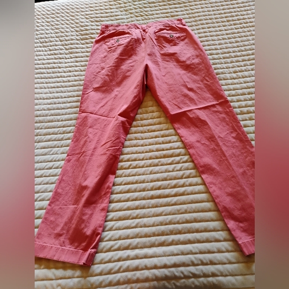 Vineyard Vines breaker pants - Picture 2 of 9